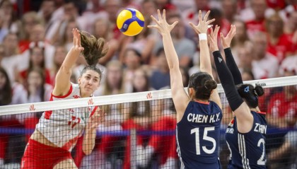 世界联赛总决赛惜败波兰无缘四强，年轻的中国女排在成长路上“交学费”