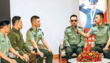 “排雷英雄战士”杜富国，收到了一份特殊礼物