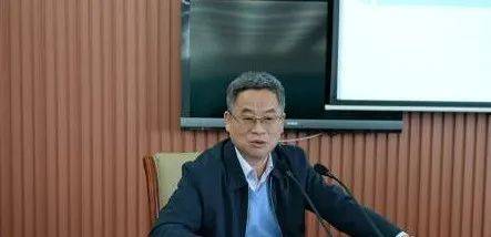 靠金融吃金融，楼文龙被公诉