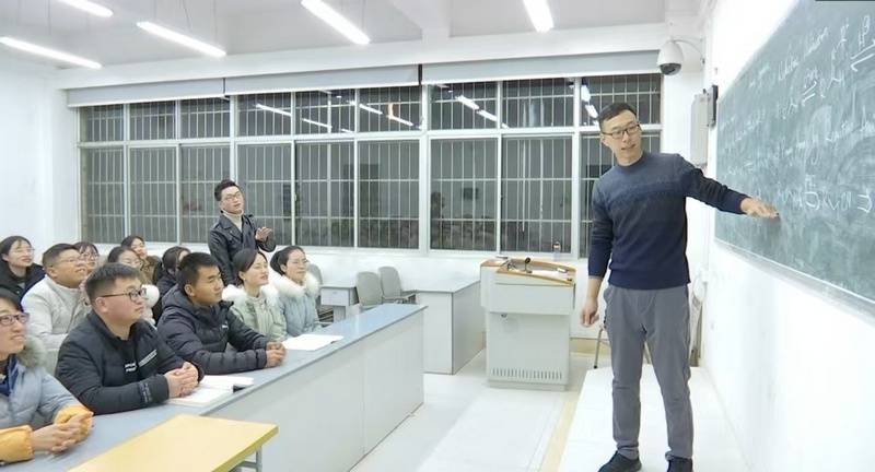 贵州大学教授金智超：做接地气的科研 助绿色农药发展
