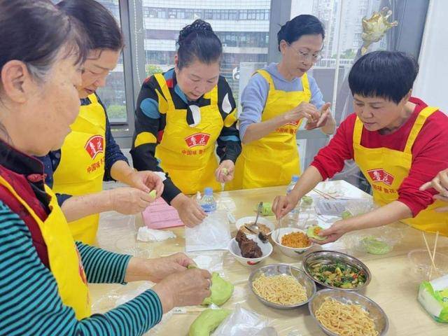 厦门国际银行龙岩分行开展老年群体金融知识普及系列活动