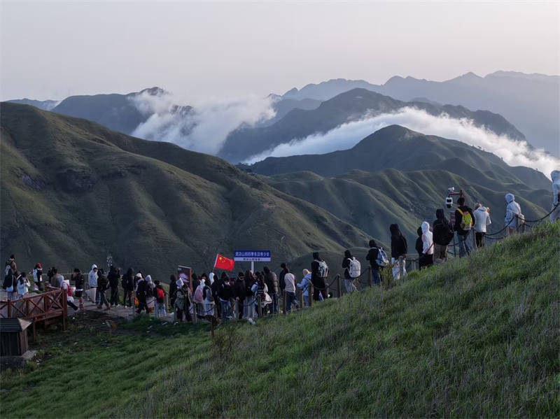 美景＋体验 江西武功山圈粉年轻人