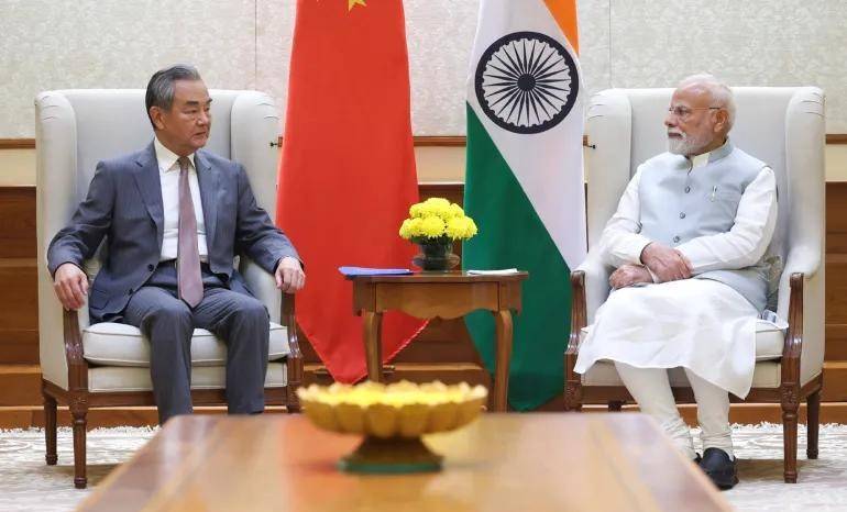 马上访华的莫迪，拿出看家本领，解放军已付诸行动，一点没惯着！