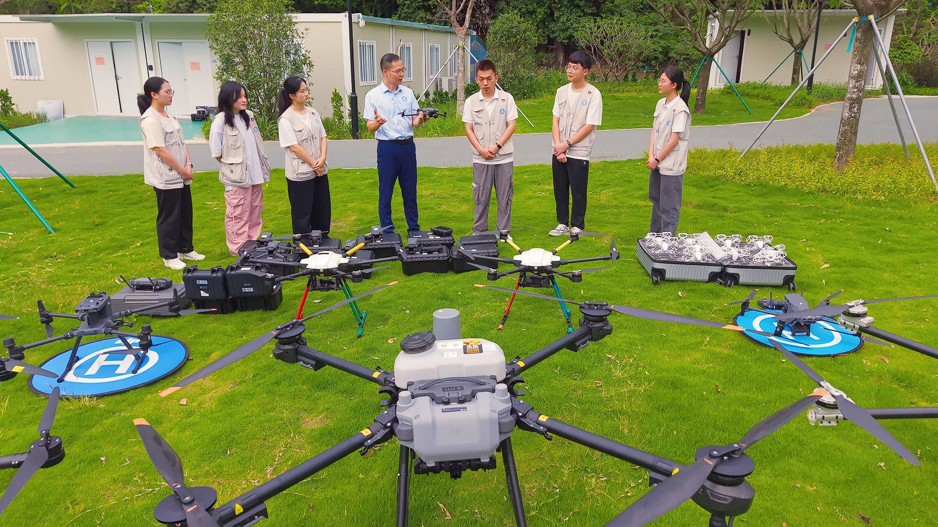 深职大与大疆携手探索青年科技创新人才发展新模式