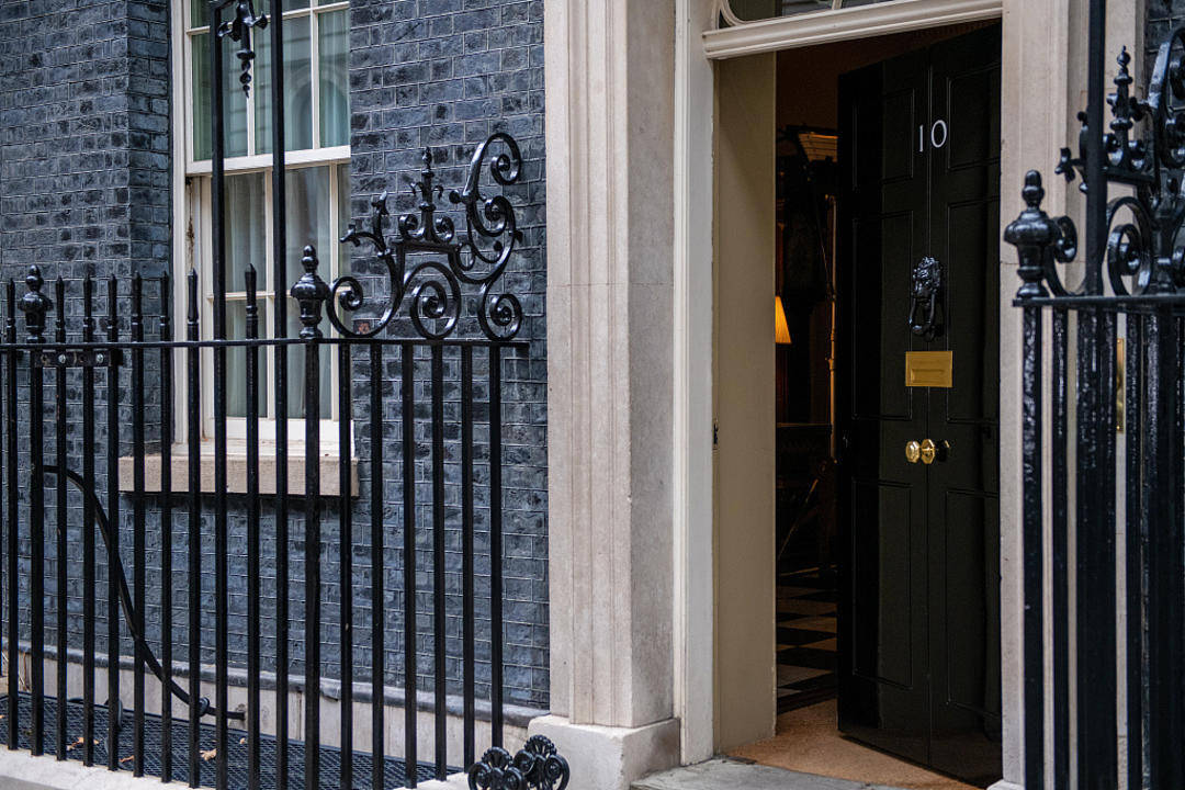 以色列总统与英国首相举行“激烈”会谈,双方分歧凸显