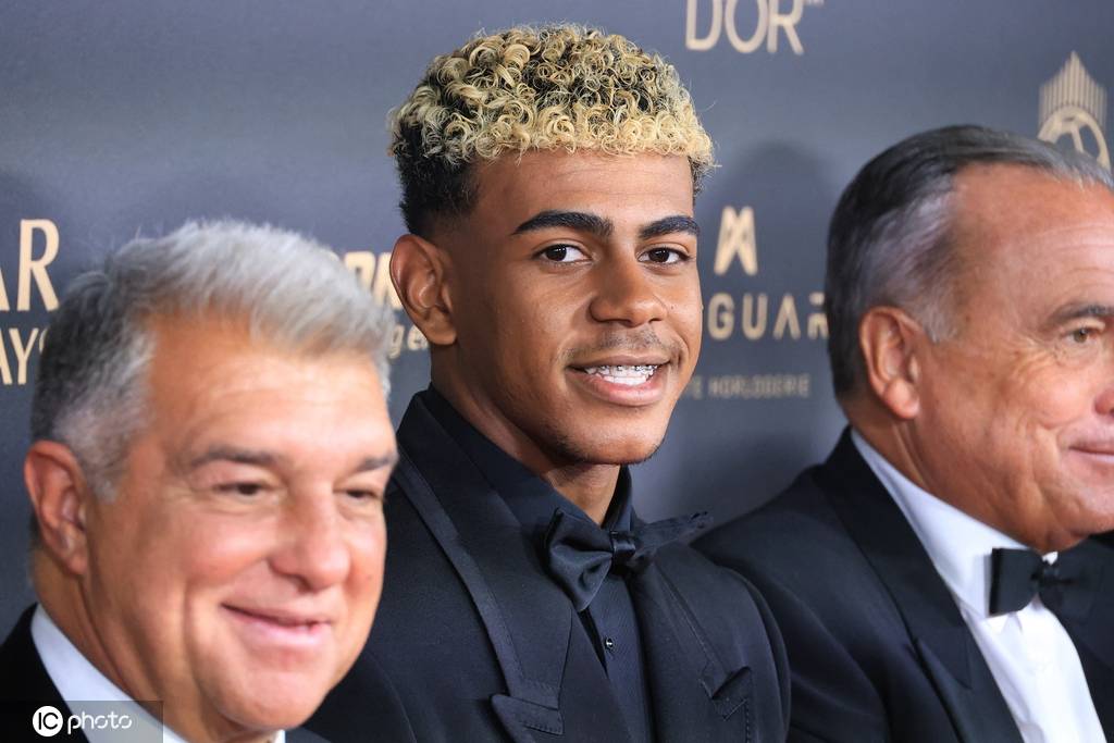 2025年金球奖获奖名单:邦马蒂金球奖三连 恩里克最佳主帅