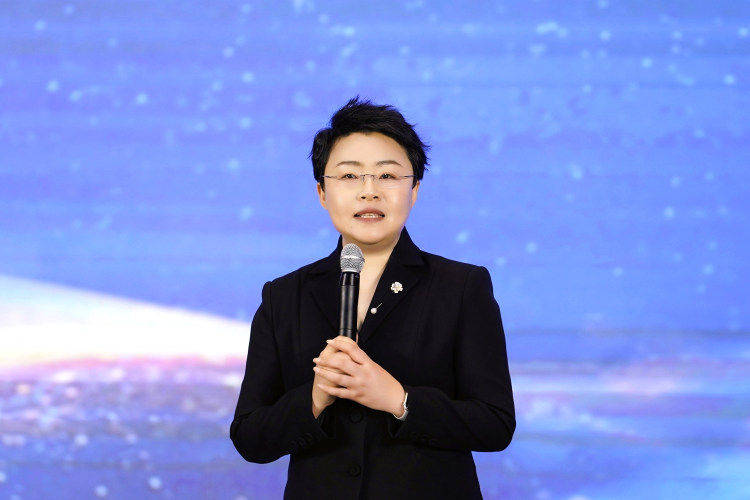 “AI健康 数智美年”西安美年大健康2026新春年会暨表彰大会举行